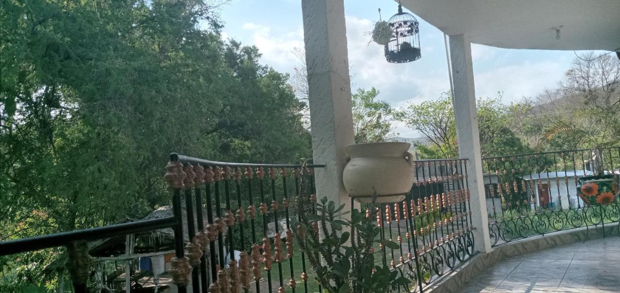 Tamasopo Y Sus Rios Hotel Tambaca Kültér fotó